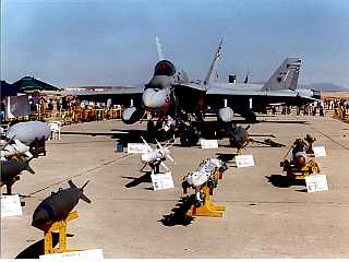 Armamento del F-18